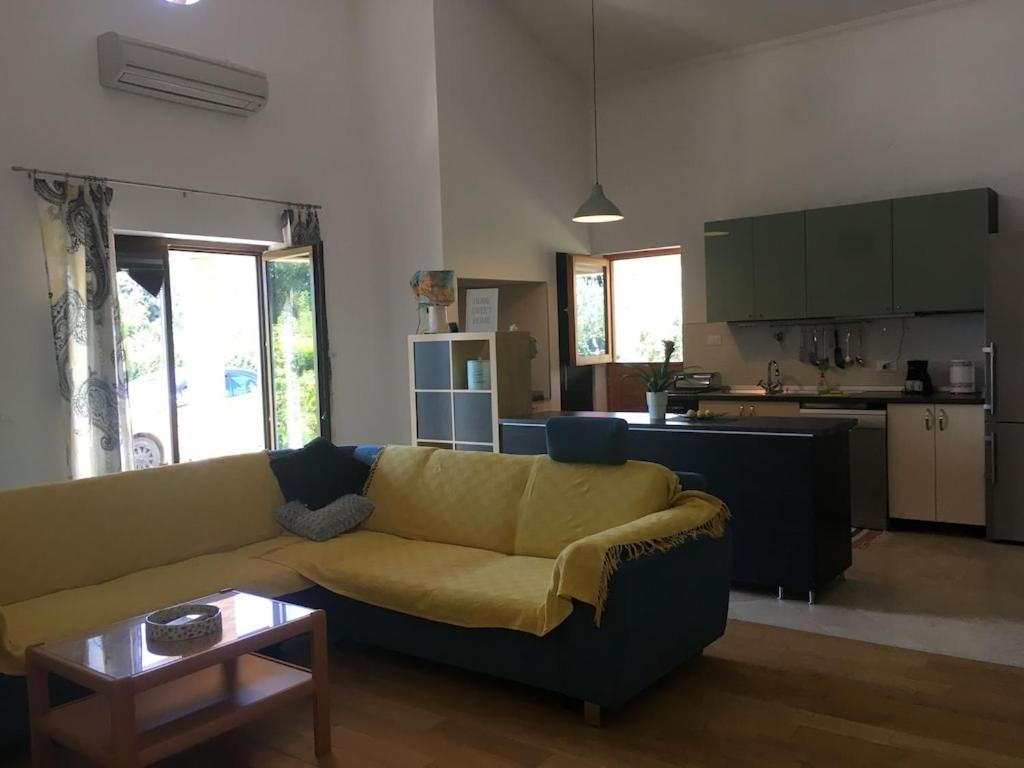 Holiday House Emc Umag Eksteriør billede