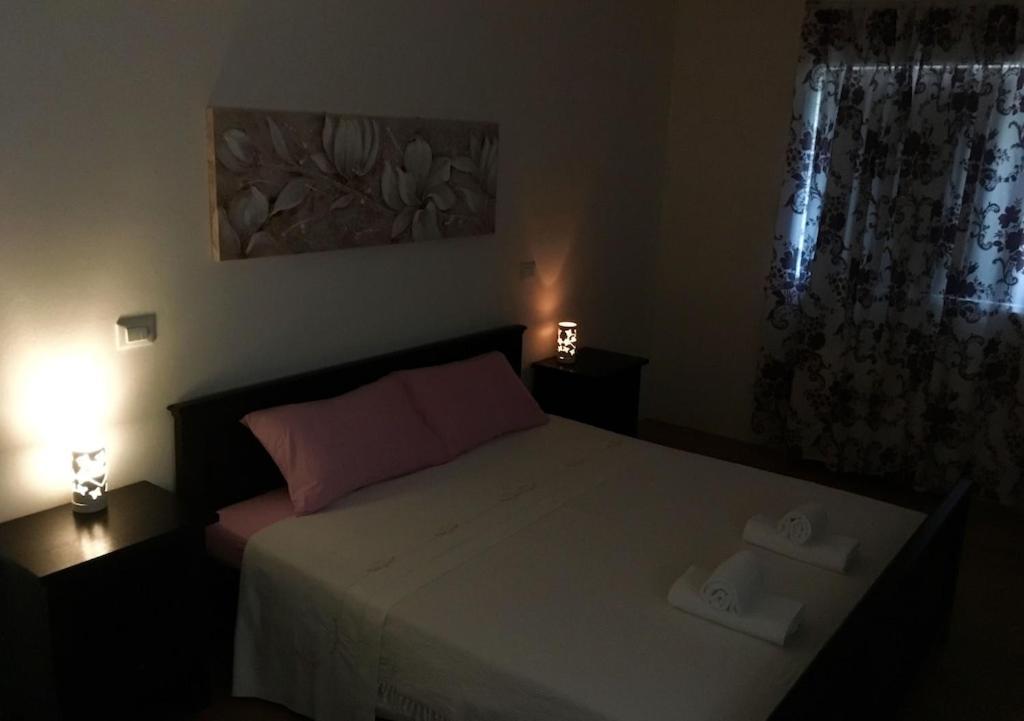 Holiday House Emc Umag Eksteriør billede